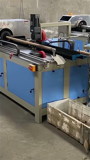 Fully automatic paper core cutting machine