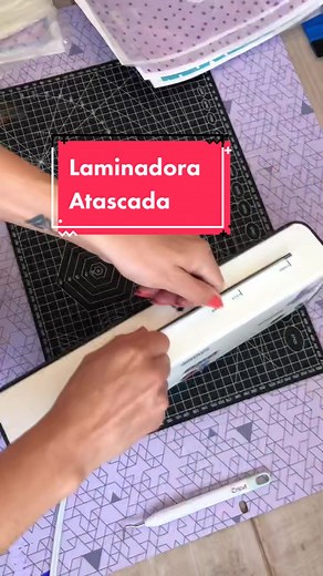 Papel Atascado en mi Laminadora: Solución y Consejos Útiles