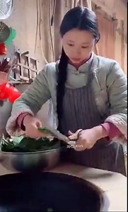 25K views · 138 reactions | Amazing Beautiful Girl Cooking at Rural | Egyptian Museum | Facebook