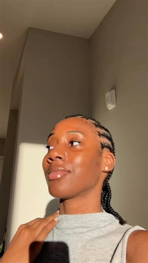 Kay Bonne | Trading Mentor | 6 Figure Trader on Instagram: "Every strategy works. Not every strategy is beginner friendly ! Some people prefer certain strategies over others. As long as you’re following your own plan. You good. Trading is an art 🩷 WHICH ONE DO YOU USE SPILL THE BEANS !! Comment TRADEBANDS and I’ll send you the link to my free class 🤭"