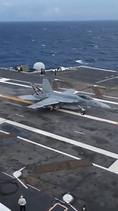 583K views · 9K reactions | F/A-18 Fighter Jet Executes Precision Landing on Aircraft Carrier #fblifestyle #womenpilot #femalepilot #pilot #usaf #f16 #f35 #f15 #military #aviationlovers #fighter #avgeek #foryou #foryoupagе #foryourpageシ #reelsviralvideo #usa #usareels #fypシ゚ #vlog #viralvideoreels #vibe #viralposts #viralreelsfacebook #viralvideosjedi #bestchallenge #goodvibes #goodtimes #foryou #foryourpageシ | Vitória | Facebook