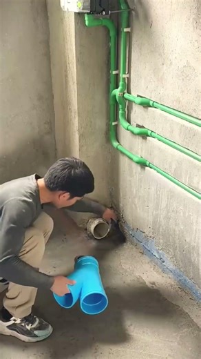 The process of installing pipes to connect water lines #shorts