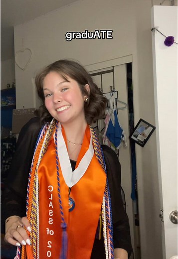 Stylish Graduation Outfit Ideas for a Confident Look