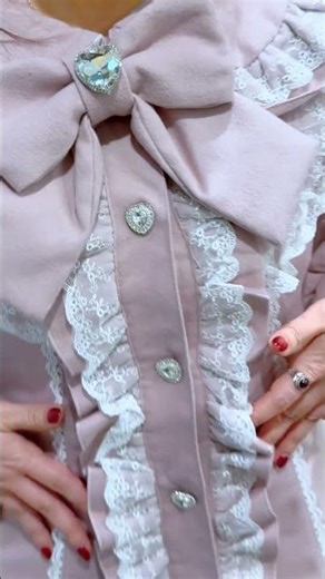 Blue vs. Pink: The Ultimate Japanese Dress Showdown! 👗🌸