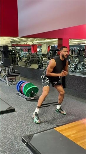 YOU MUST HAVE A ROUTINE TO BECOME AN ELITE BASKETBALL PLAYER #basketballmotivation #basketball #gym