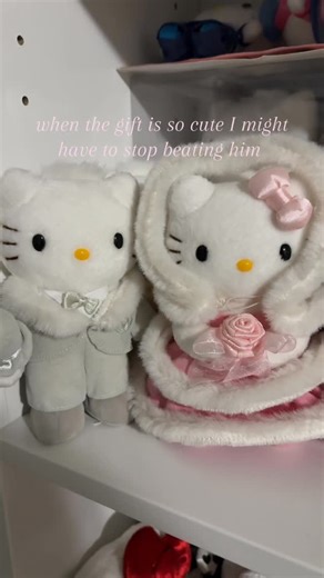 Brittany Guzman on Instagram: "😭. #hellokittylover #explorepage✨ #viralreels #hellokittyaddict #hellokittyjunkie"