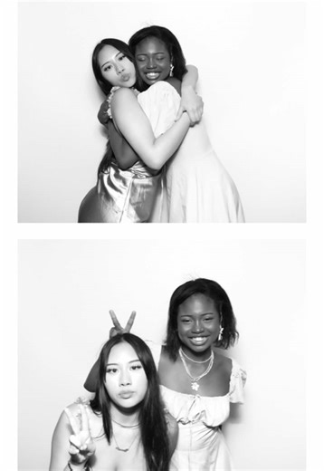 Capture memorable moments with our photobooth 📸✨ #photobooth #photoboothrental #funwithfriends #cutepictures #losangeles