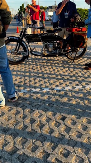6.1K views · 6K reactions | Early Detroit Henderson (probably 1912-1914) departs the start of @motorcycletransam from Nags Head Beach, NC, followed out by 1930’s Excelsior-Henderson model KJ. Those Detroit Fours are gorgeous. #motorcycles #motorcycle #motorcyclesofinstagram #motorcyclelife #henderson #four #moto #billylane #choppersinc #american #america #usa #style #americanstyle #ride #rider #riding | Billy Lane of Choppers Inc. | Facebook