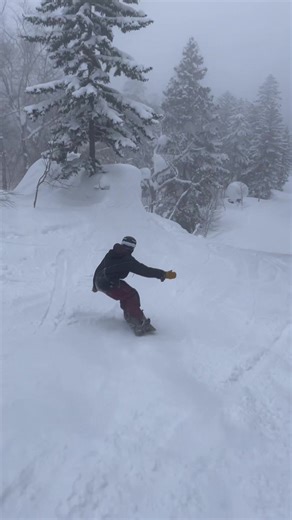 Mastering the Barrel Roll on Your Snowboard