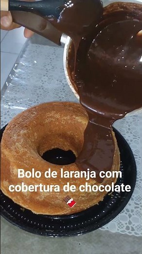 bolo de laranja com cobertura de chocolate 🍫