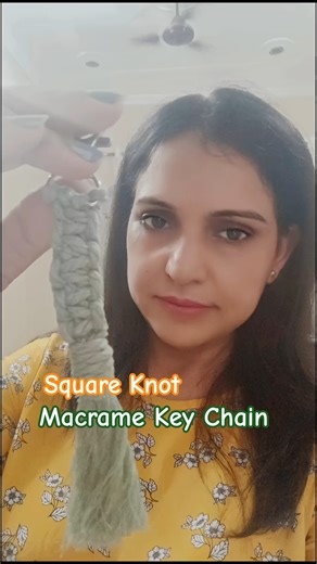 Square Knot Macrame Key Chain #macrametutorial #diykeychain #macrame #macramekeychain