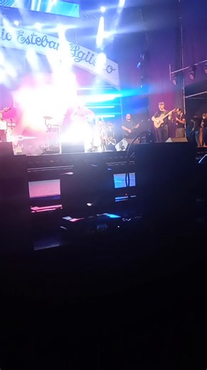 Carolina Centurión en la última noche del Festival del Valle del Sol. | infomerlo.com