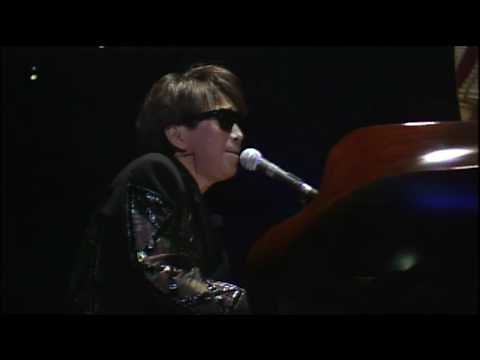 月はピアノに誘われて