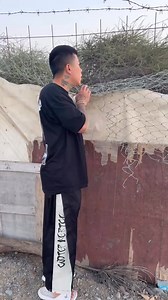 Caught on Camera: The Ultimate Prank! 🎥🤣 #LOL #ViralPrank #EpicPrank #PrankWars #JustForLaughs #PrankReactions #TooFunny #Comedy | Friend Prank