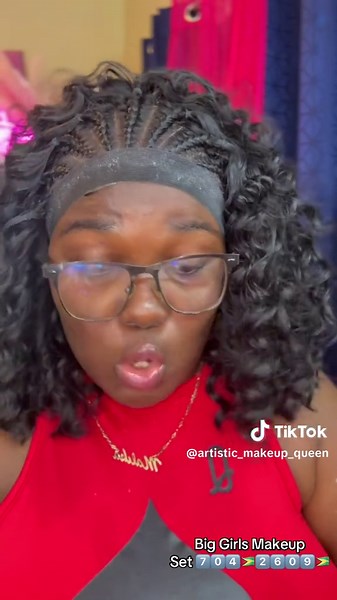 Where are my big girls over 40?? #beginnermakeuptutorial #biggirls #makeup #powderpalette #artisticmakeupqueen