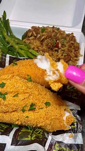 Happy Saturday! Do you pack your lunch for work or eat out? Here’s an example of one of my lunch meals I pack I’m a fried Catfish Lover and can eat it 2-3 times a week 👏🏾👏🏾 Anyway, headed out to work. Stop by my shop today or meet us at the checkout line as we are open and will be processing more online orders www.brasscuisinespices.com 310 McKeever Rd #A3 Arcola, Tx 77583 Wednesday-Saturday 10:00-3:00 | BrassCuisine