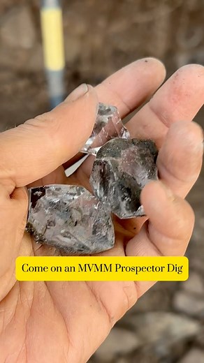 187K views · 2.6K reactions | Some goodies from yesterday’s prospector dig  #herkimerdiamonds #minerals #quartz #crystals #crystalhealing #crystalsforsale #rockhound #rockhounds #mining #upstateny #outdoors #recreation #minerals #geology #newyork #druze #crystalshop #adventure | Mohawk Valley Mineral Mining Inc | Facebook