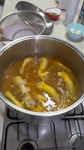 🔥 Sopa de arroz con menudencias: un caldo que reconforta el alma 🔥Nada como una buena sopa de arroz con menudencias, con ese caldo sustancioso lleno de sabor, arroz sueltecito, papa, zanahoria, alverja y un toque de especias. Una receta tradicional que nos recuerda el calor del hogar y el amor en cada cucharada. ¡Pura delicia casera! 🍲❤️#SopaDeArroz #MenudenciasConSabor #ComidaCasera #RecetasTradicionales #CocinaDelCampo #CaldoQueReconforta #PlatosDeNuestraTierra #SaborAuténtico #YoliRecetas 