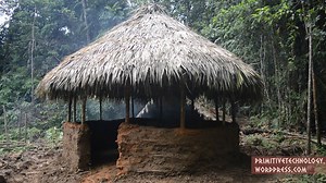 Watch This Impressive Round Hut Built With Primitive Techniques