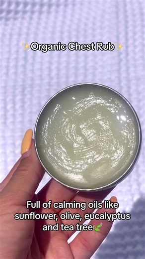 The TT Organic Chest Rub is great for anytime, day or night. Organic extracts help hydrate skin with a calming scent, perfect for when babe needs a little extra comfort. 🥹💙 #babyskincare #tubbytodd #sensitiveskin #baby #newbornbaby #calmbaby #tubbytodd