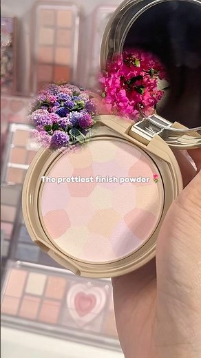 This finish powder is SO pretty! Canmake Marshmallow Finish Powder #makeup #beauty #shorts