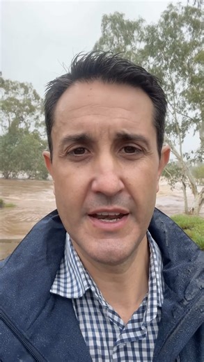 I’m in Cloncurry with a quick update for North and North West Queenslanders. #weather #flood #queensland #news #fyp