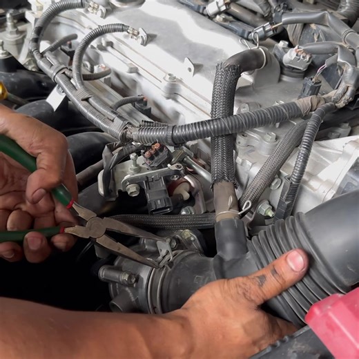 Throttle Body installation after Cleaning | Rx Mechanic