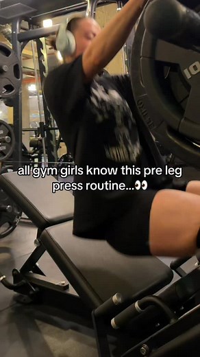 cannot do a set without it😅 @Gymshark Black Friday sale coming 16th Nov code ANON10 for extra off🦈 #gymgirl #gymhumor #gymmemes #girlswholift | Anon Gym Girl Online Coach