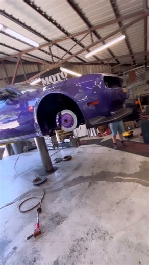 1.4K views · 38 reactions | KT4 Performance big brake kit installed on the challenger widebody! Check it out! ❤️ @nkogndo2112 gettin @kt4performance #bigbrakekit @tapstruckandauto #getafterit 酪#widebodychallenger Reposted from @kustomhogue805 | KT4 Performance | Facebook