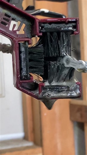 Chain Maintenance: How to Degrease and Lube Your Roadbike Chain