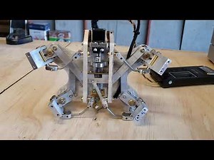 Animatronic single servo four wing mechanism