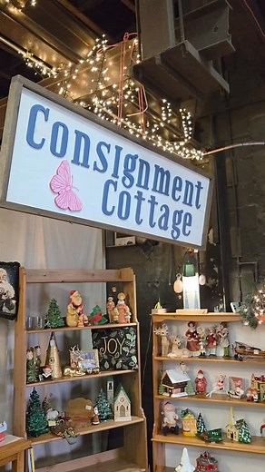 Sneak Peak for the Vintage Holiday Market! Join us and many other amazing vendors starting tomorrow! Friday 5-9 and Saturday 10-4. #shoplocal #shopsmall #secondhand #vintagepittsburgh #vintage #vintagechristmas #ralphlaurenchristmas #pittsburghevents #thrifting #vintagestyle #vintagefinds #holidayseason #mcm | Consignment Cottage