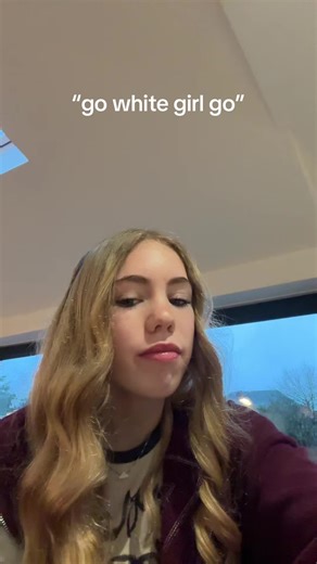 Embrace the Irish Curls Trend