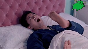 男子一觉醒来手和脚竟然对调了