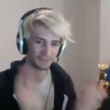 Xqc clapping meme