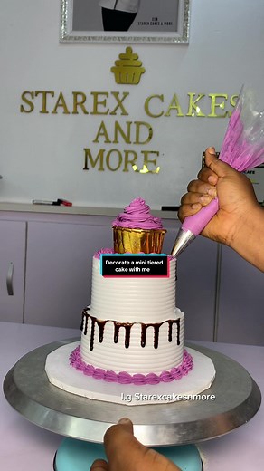 Mini Tiered Cake Decoration Experience