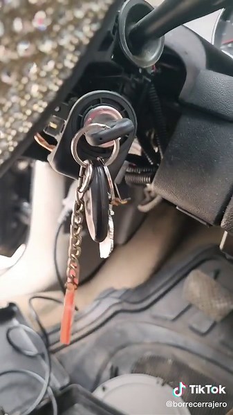 #equinox #chevrolet #bcm #body #cerrajeria #fallo #programacionautomotriz #programing #inmovilizador #programacion #broncas #compu #tren #xd