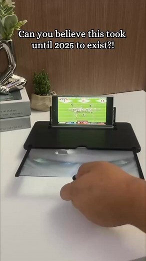  Your Personal Mini Cinema - Wherever You Are! Transform your phone...