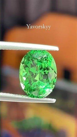 Tsavorite 6.04 cts