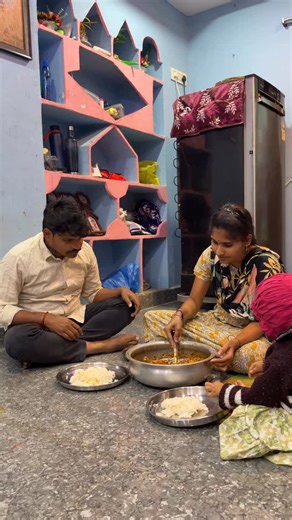 Pathangioriginals on Instagram: "Copy ye but sreeyanvi version😂😂👌👌 #reels #pathangioriginals #trendingreels #explore #viral"