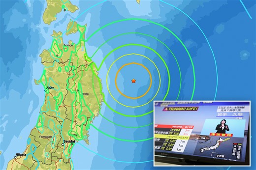 Major 7.5-magnitude quake hits off Japan, triggers tsunami warnings