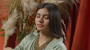 Free Jewelry Videos: 4K & HD | No Watermark | Download Now