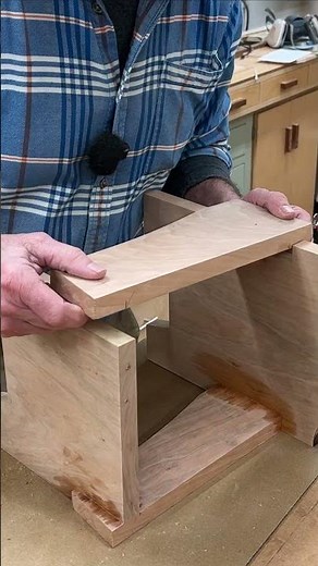 Tall Handle Step Stool / Woodworking