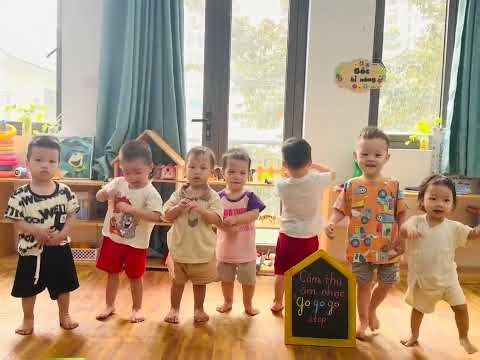 “Go go go, stop”! Kids and their activities! Trẻ con cảm thụ bài hát! #vietnam #cute #kids