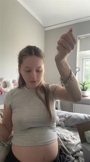 pampers are DRY compared to these 😂 #momcozy #momcozylife @momcozy