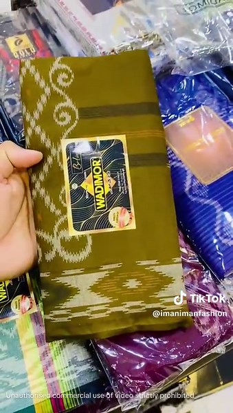 Baju Kurung Malaysia: Stylish Attire in Indonesia