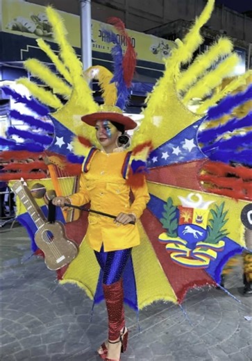 Proceso de mi traje de fantasía para el Carnaval 2025