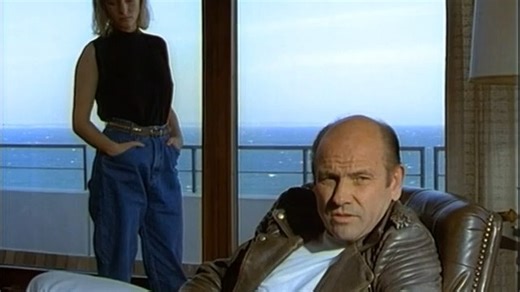 《彼得·施特罗姆》（Peter Strohm）第一季第二集：升天倒计时三分钟