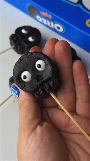 Oreo halloween Cake-pops #spooky #spookyseason #halloween #halloween2024 | Vicente Melton