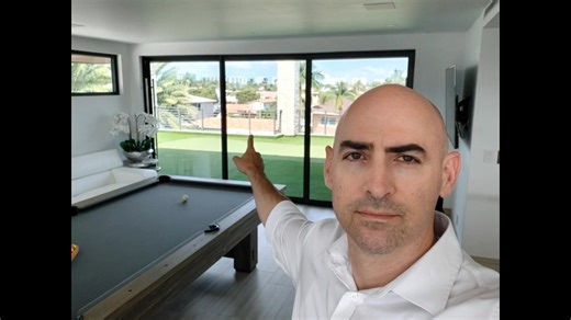 The best rooftop, putting green for when you need to fix your swing, and a pool table for when you realize golf’s not your game. ⛳☀️ | Shai Mashiach | Facebook